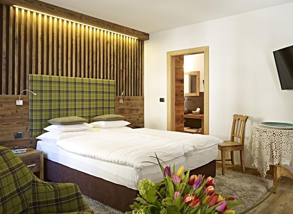 Ciasa Mancin Suite-Apartments Moena Zimmer foto